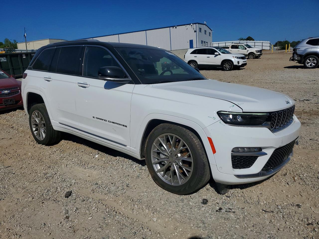 2023 JEEP GRAND CHEROKEE SUMMIT photo 7