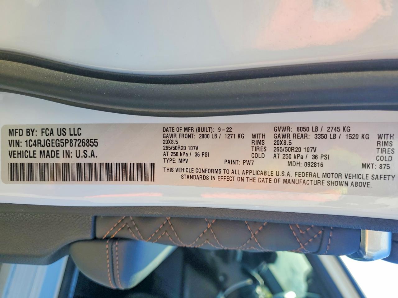 2023 JEEP GRAND CHEROKEE SUMMIT photo 25