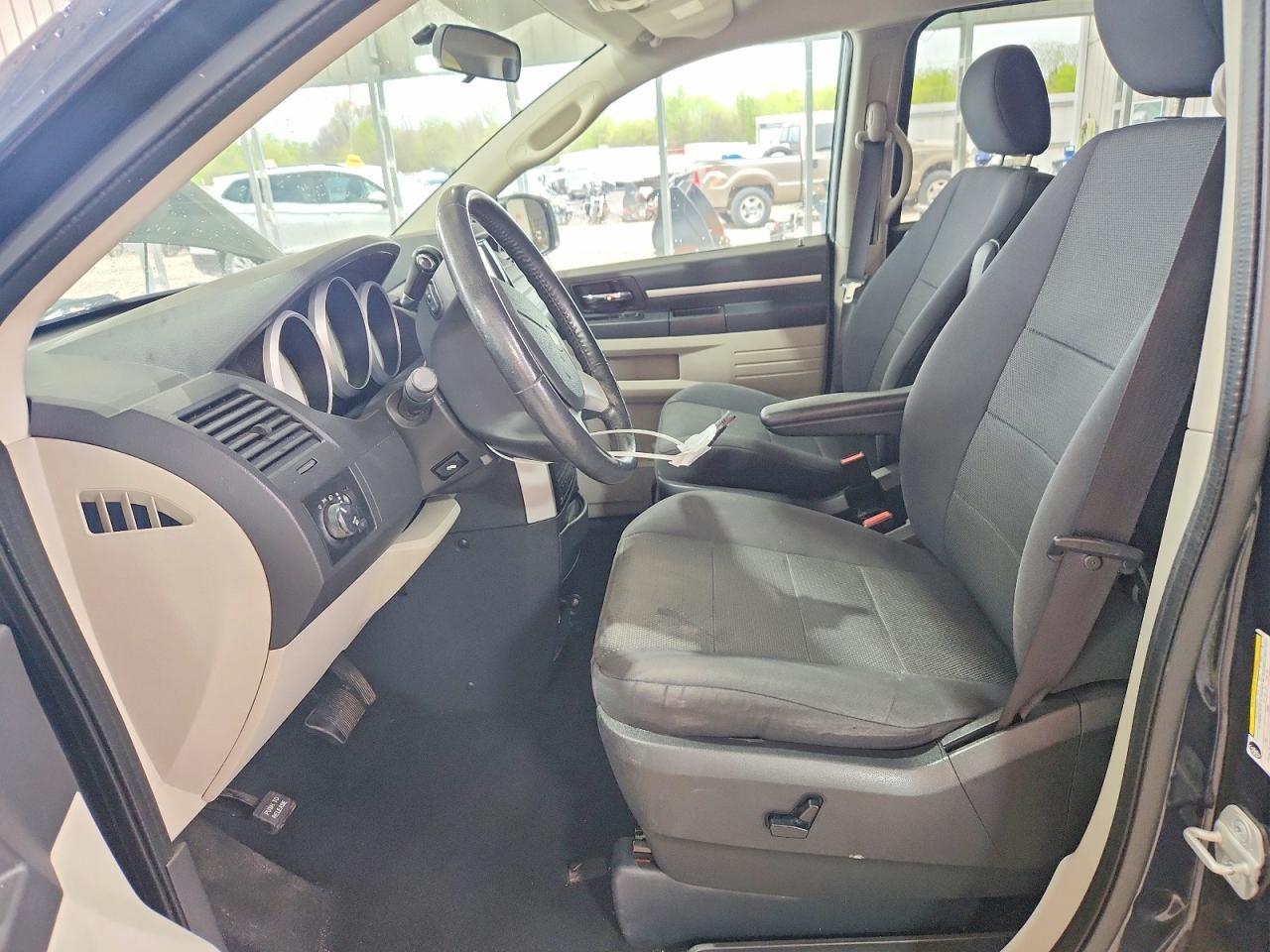 2008 DODGE GRAND CARAVAN SXT photo 13