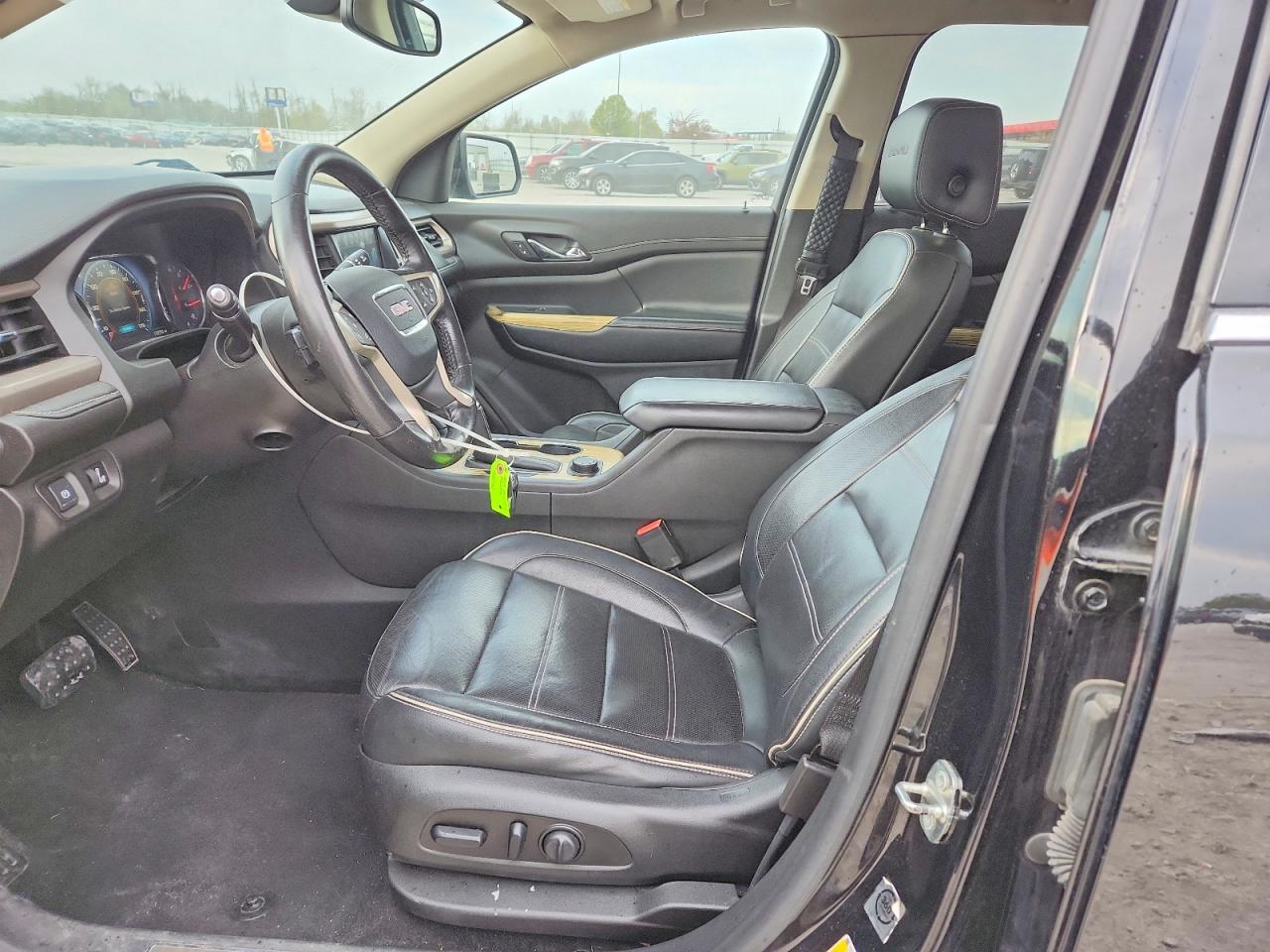 2019 GMC ACADIA DENALI photo 13