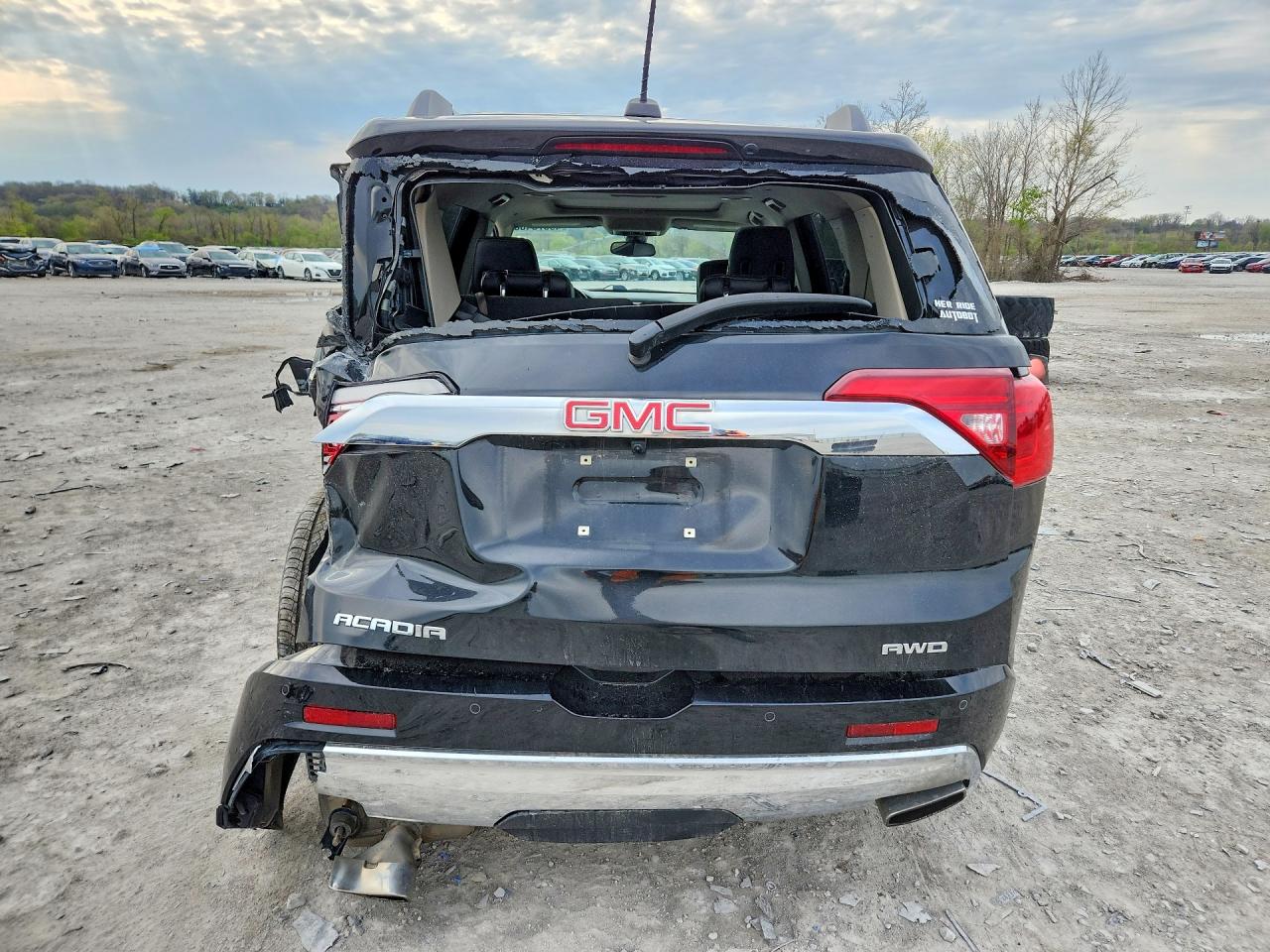 2019 GMC ACADIA DENALI photo 11
