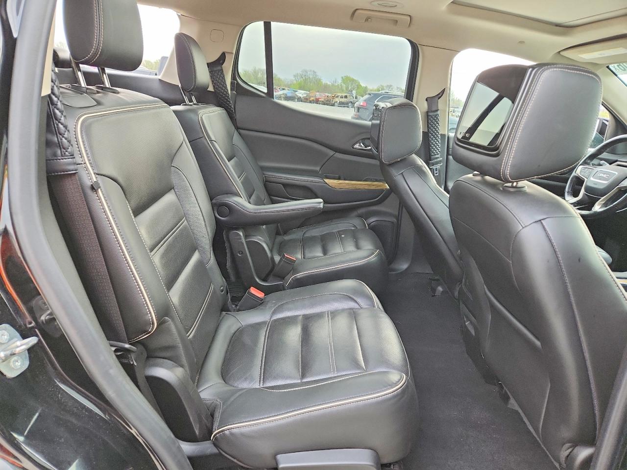 2019 GMC ACADIA DENALI photo 21