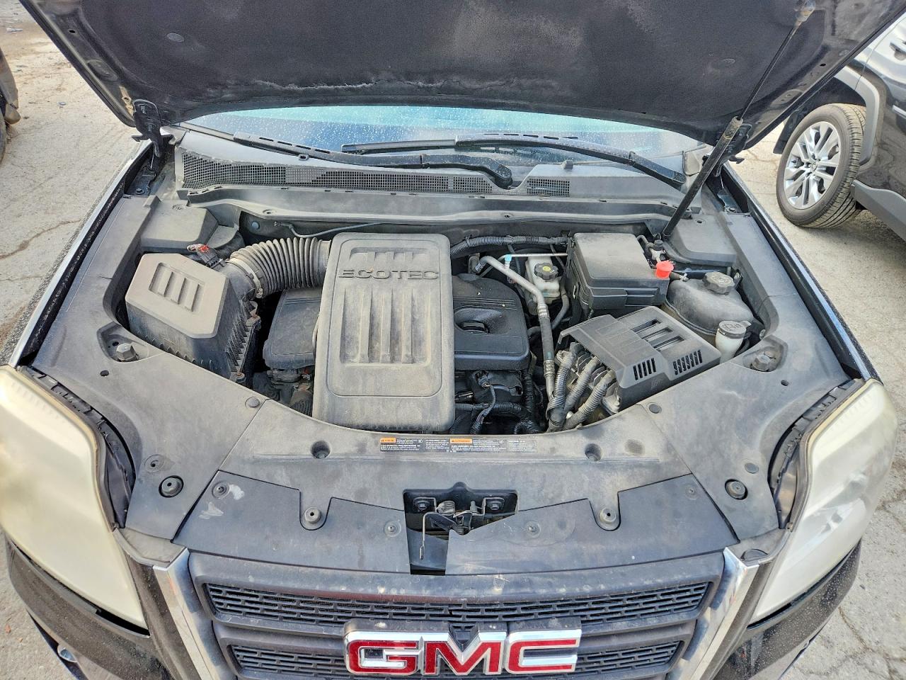 2015 GMC TERRAIN SLE photo 12