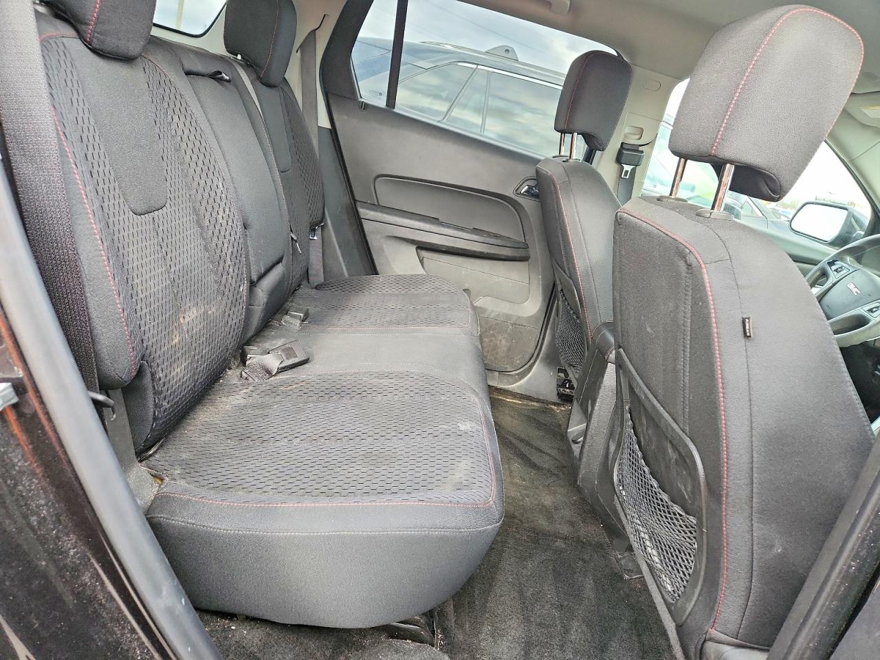 2015 GMC TERRAIN SLE photo 11