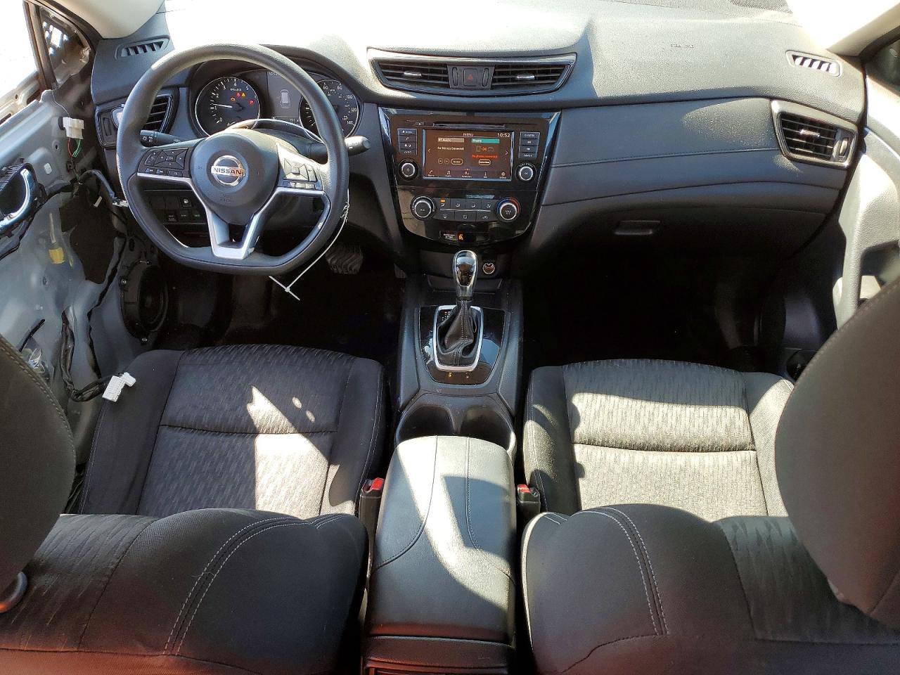 2018 NISSAN ROGUE S photo 22