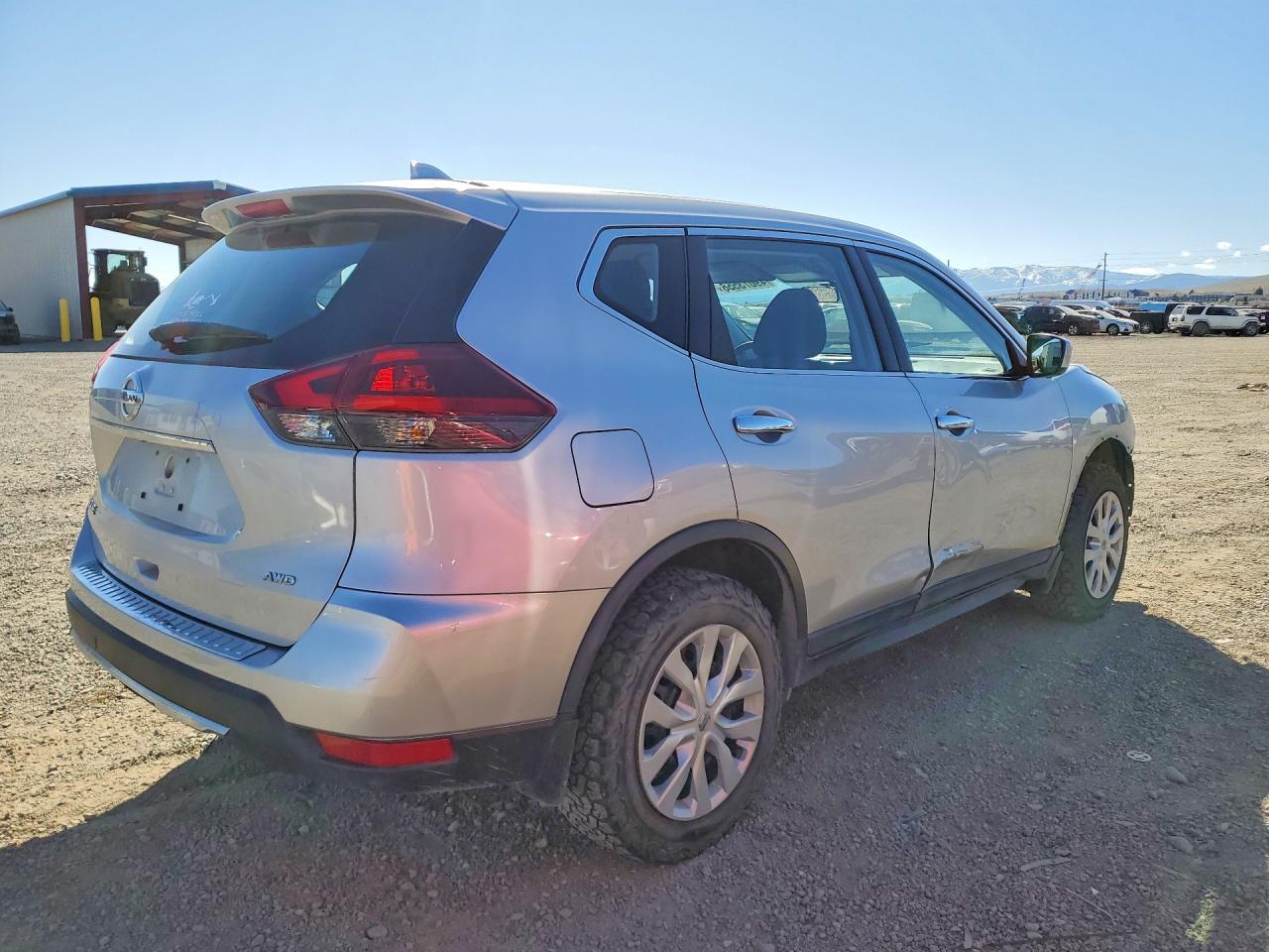 2018 NISSAN ROGUE S photo 7