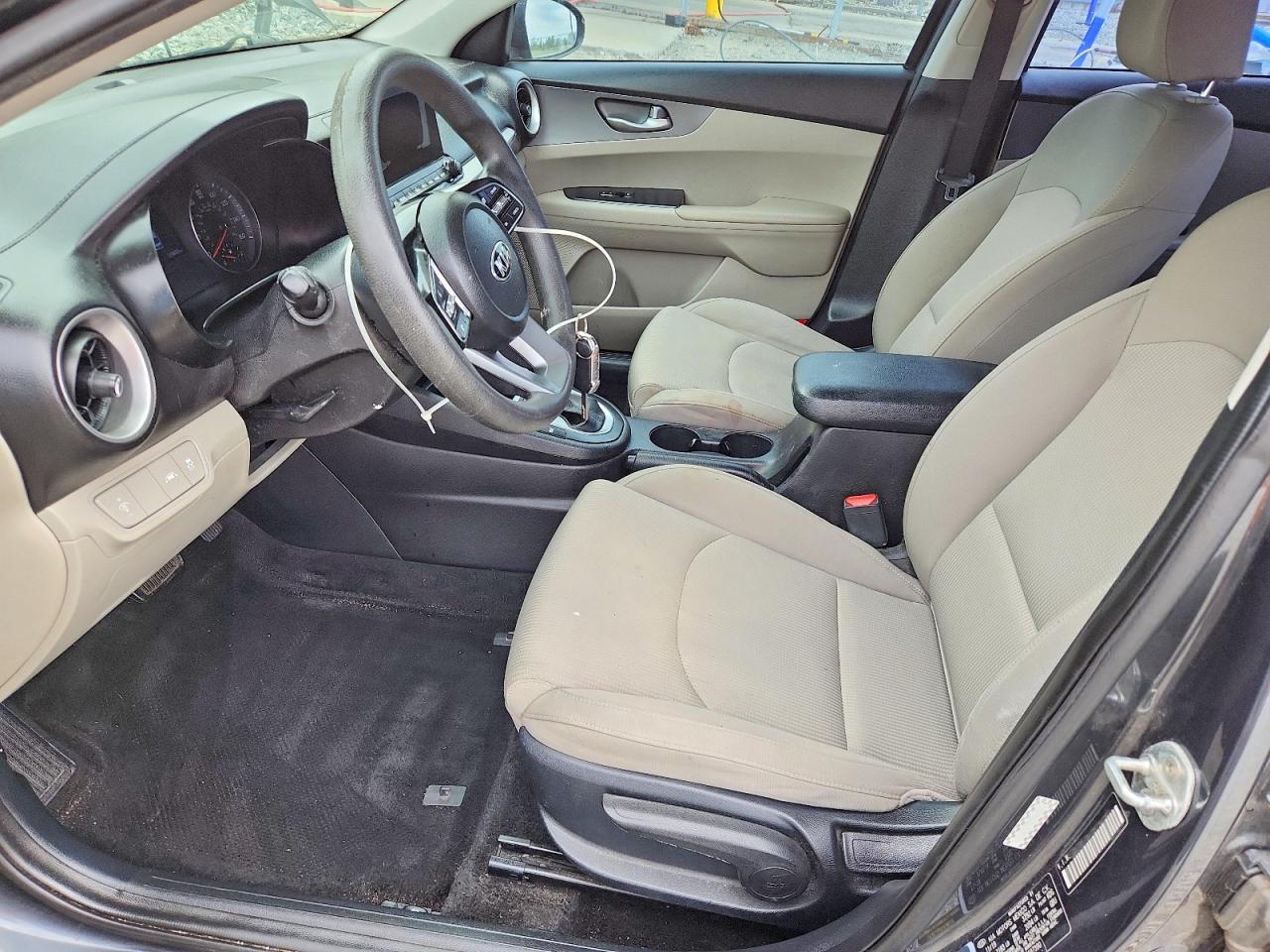 2020 KIA FORTE LXS photo 19