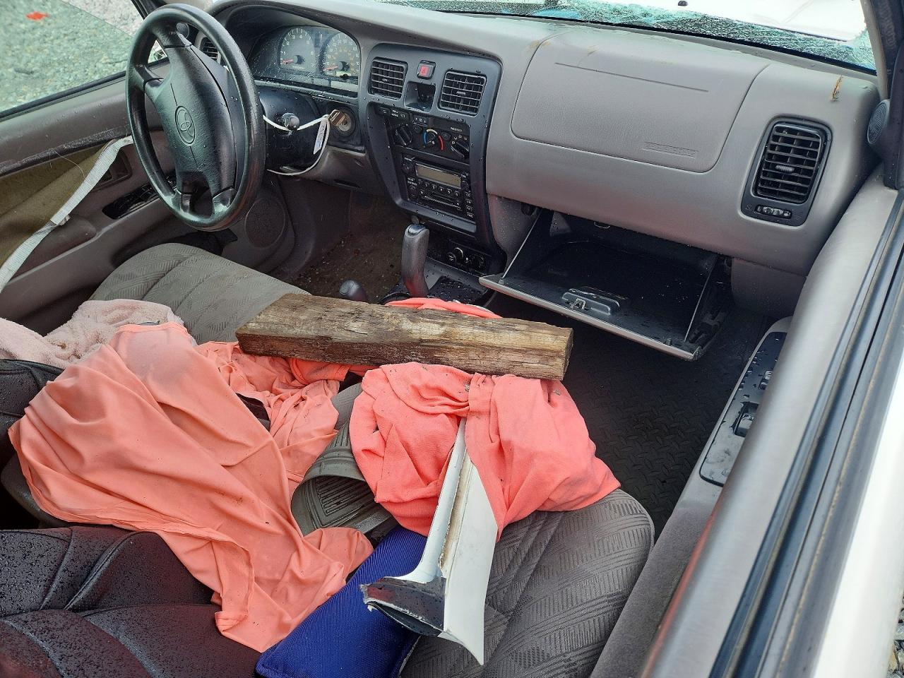 2002 TOYOTA 4RUNNER SR5 photo 15