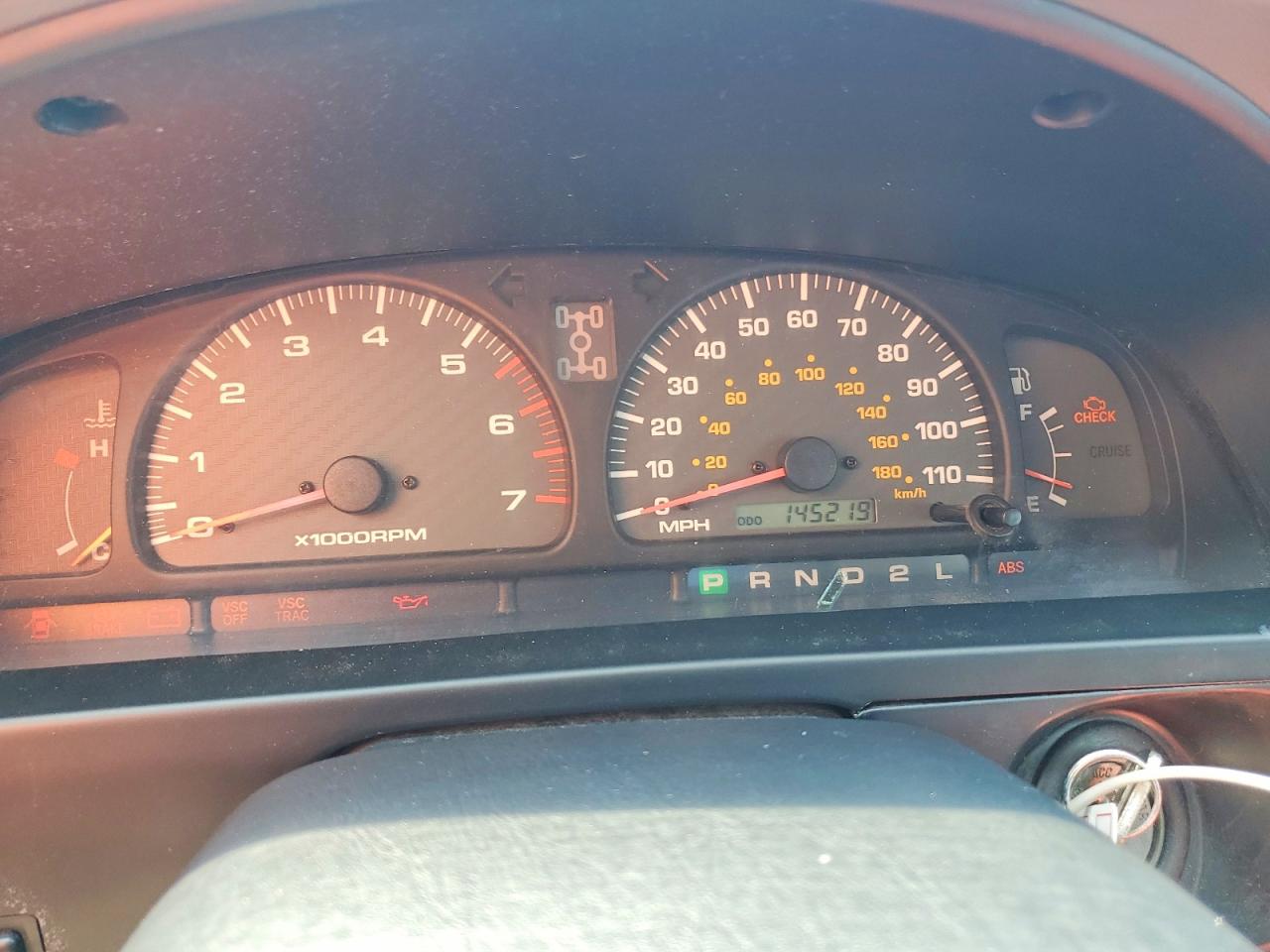 2002 TOYOTA 4RUNNER SR5 photo 17