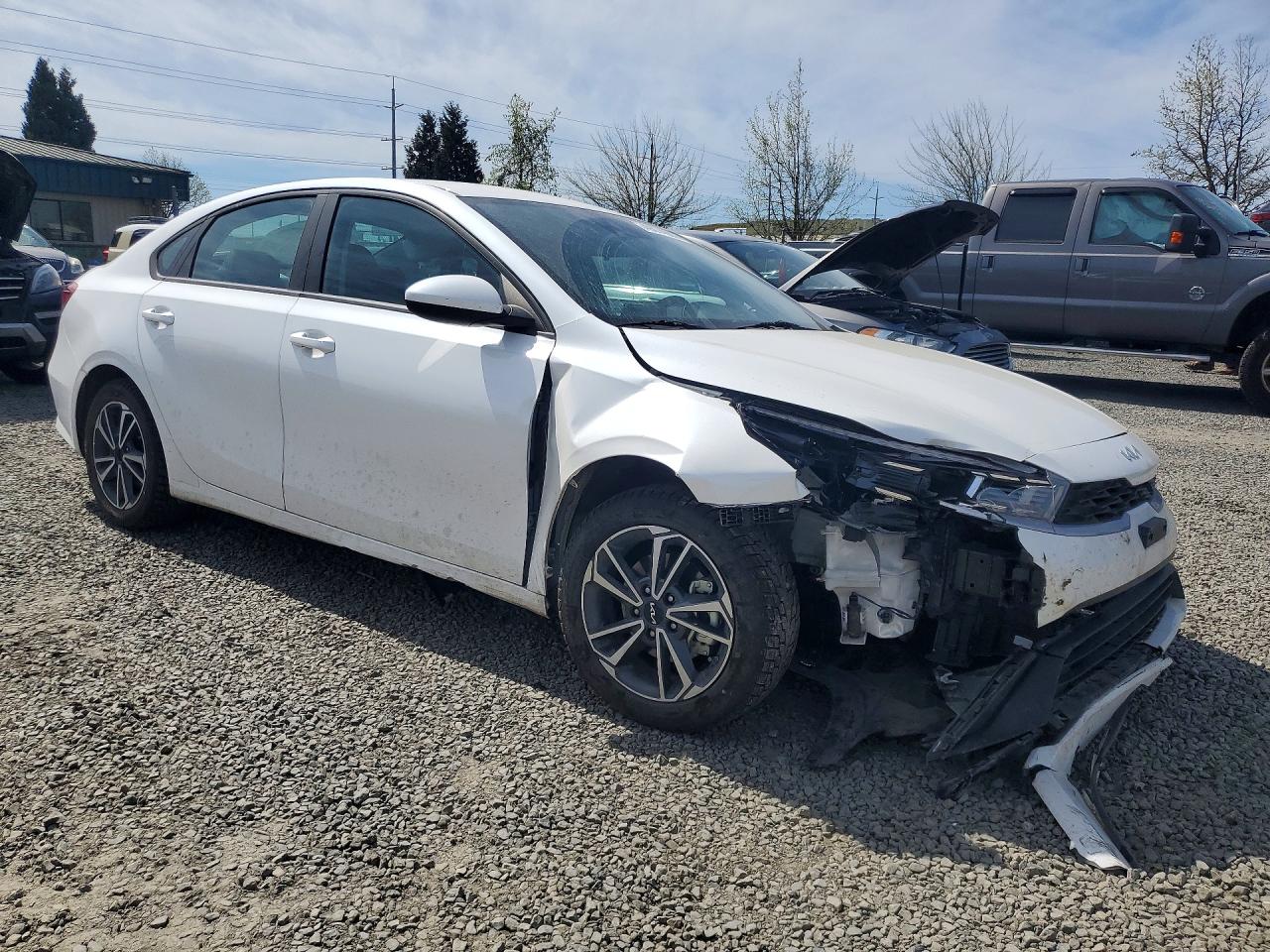 2023 KIA FORTE LXS photo 10