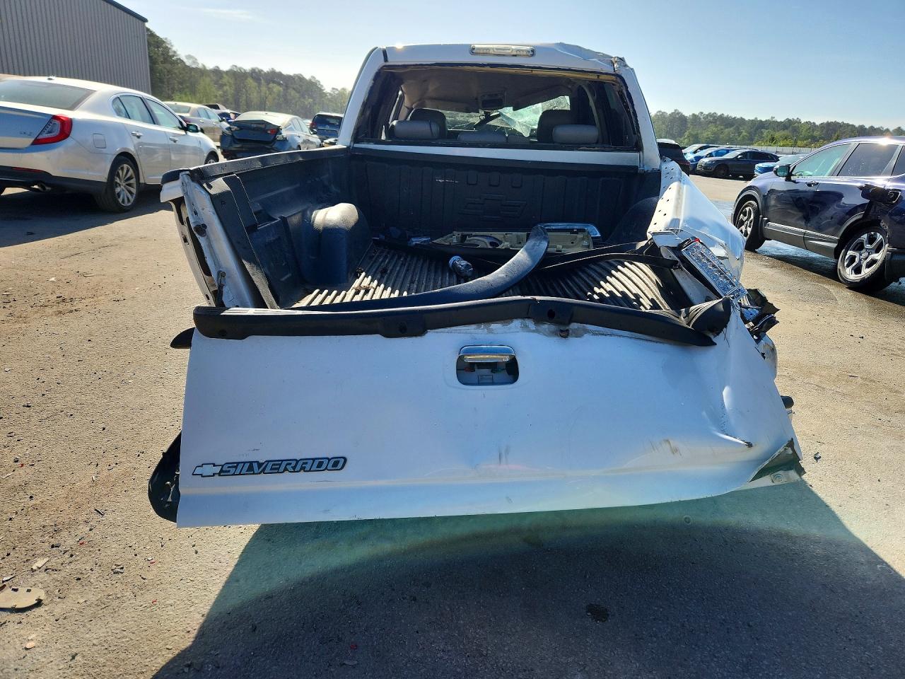 2006 CHEVROLET SILVERADO C1500 photo 11