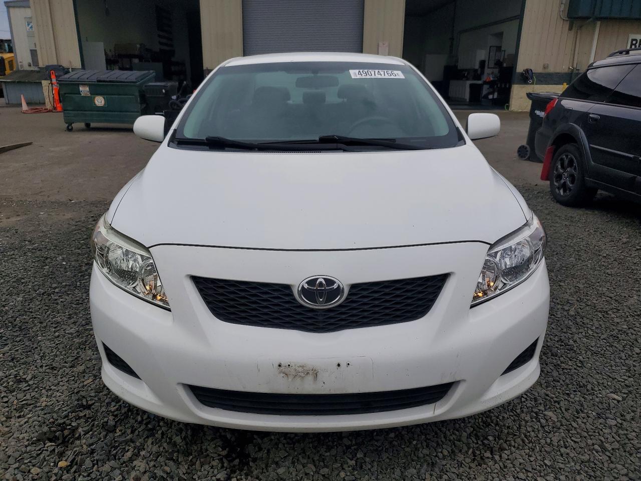 2010 TOYOTA COROLLA LE photo 9