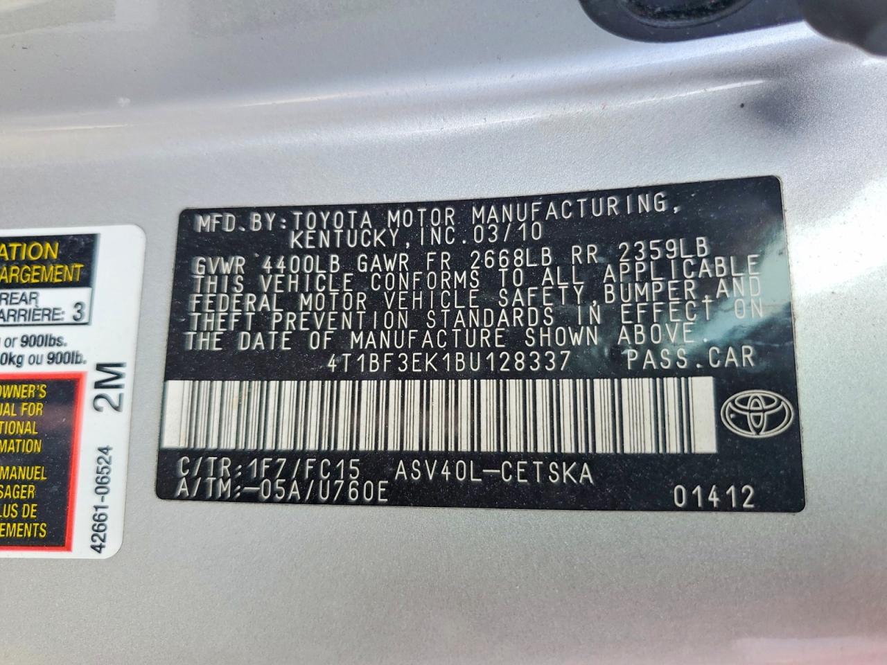 2011 TOYOTA CAMRY SE photo 25