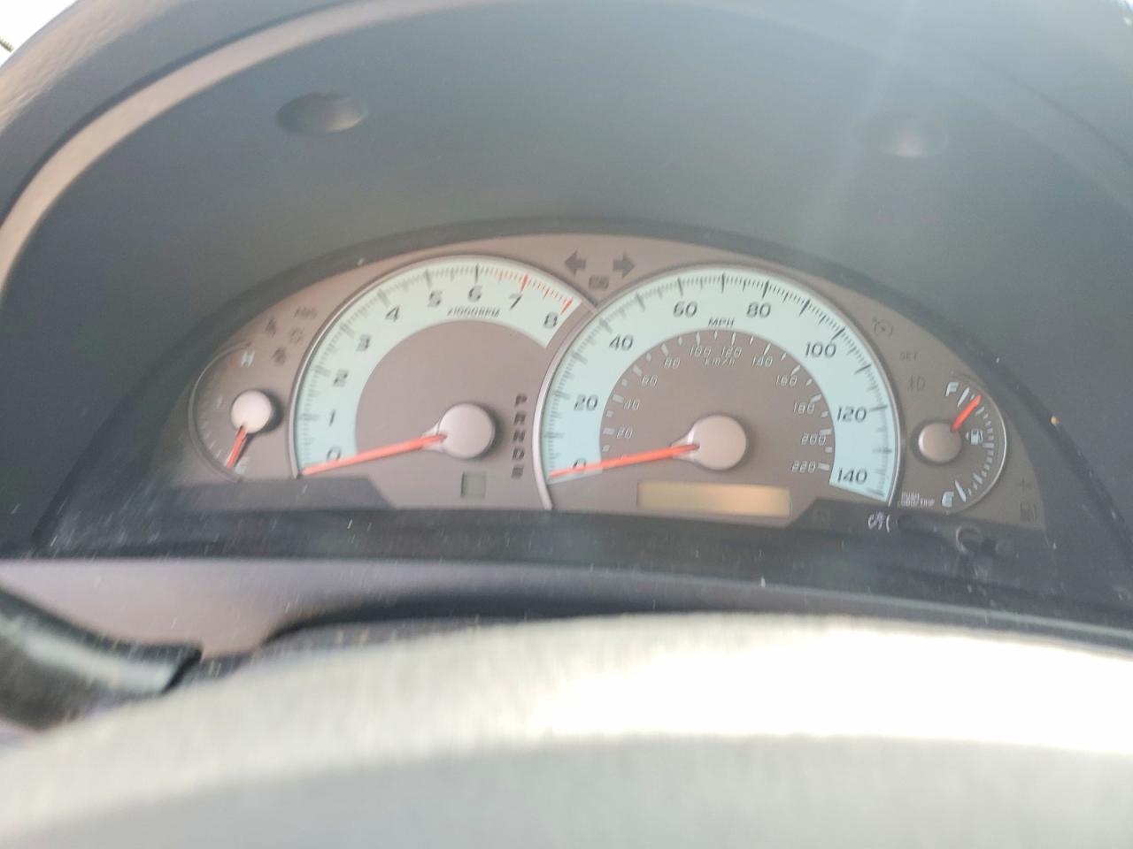2011 TOYOTA CAMRY SE photo 17