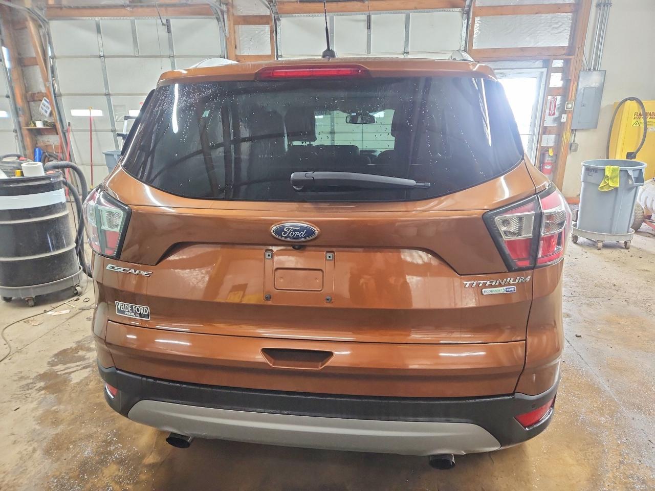 2017 FORD ESCAPE TITANIUM photo 11