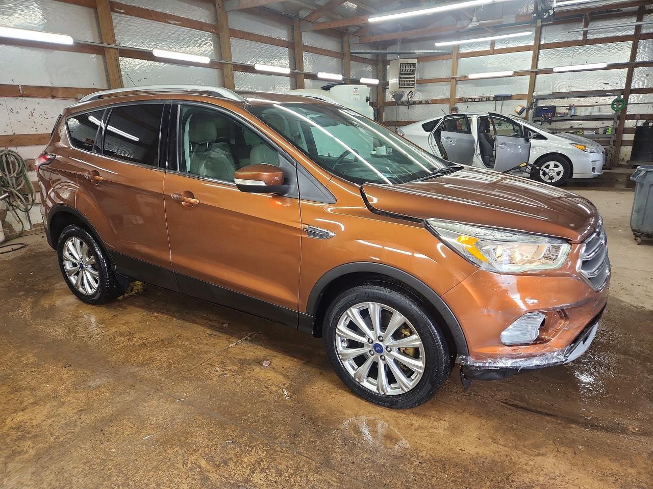 2017 FORD ESCAPE TITANIUM photo 7