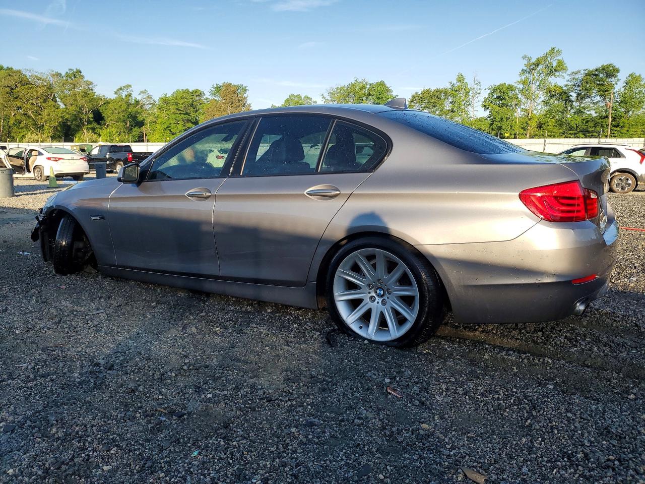 2012 BMW 535 I photo 2