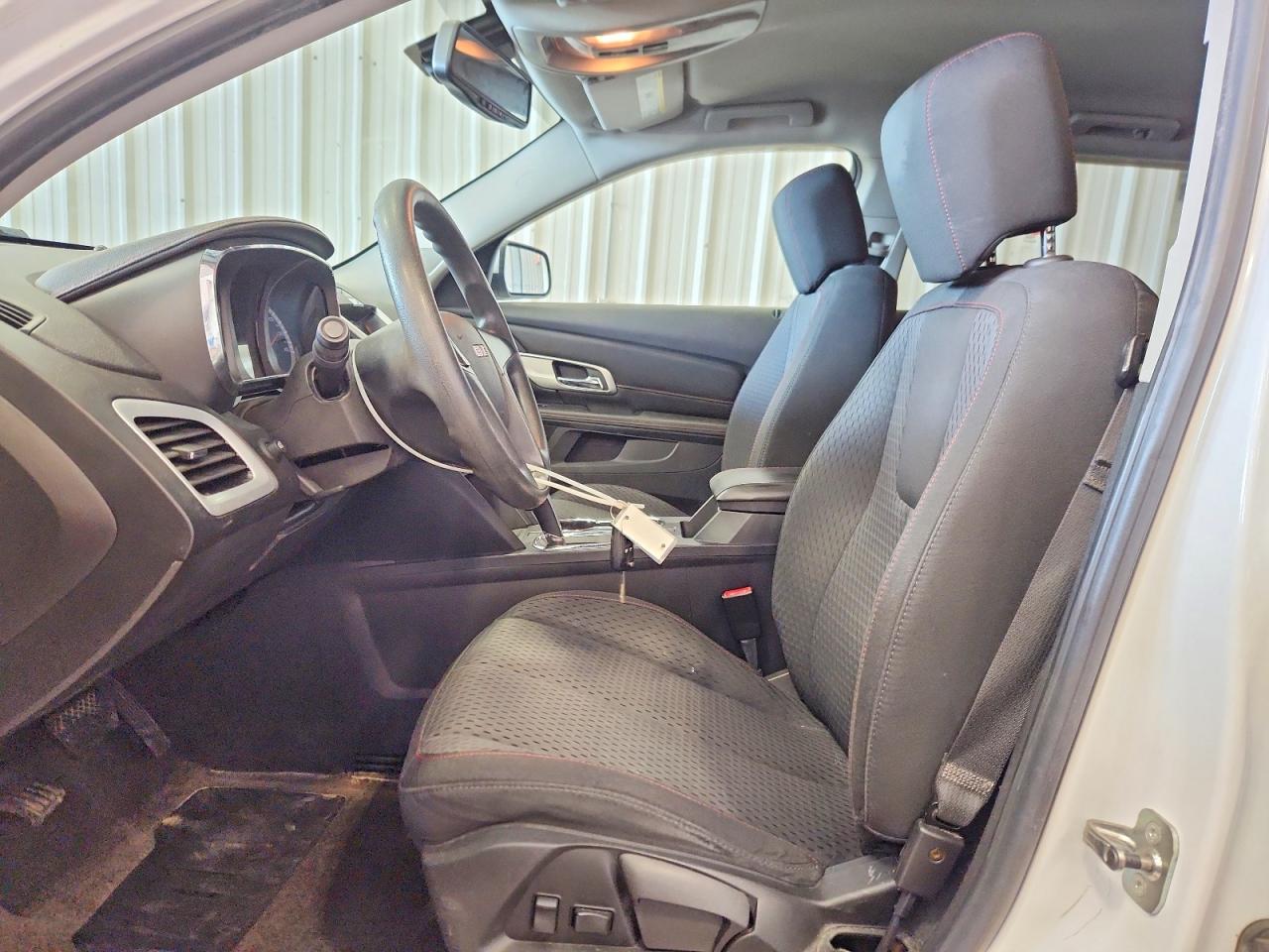 2011 GMC TERRAIN SLE photo 19