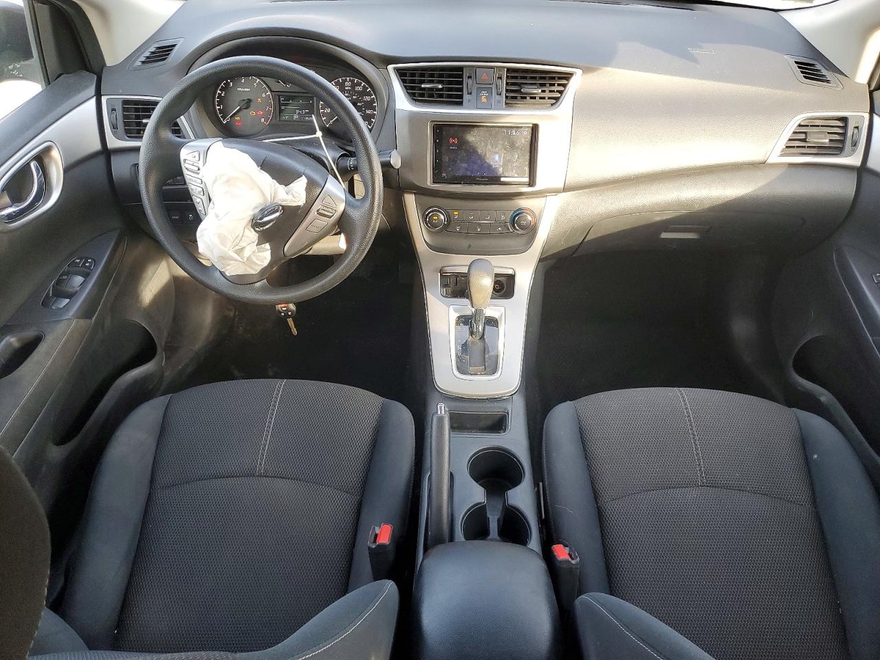 2015 NISSAN SENTRA S photo 22