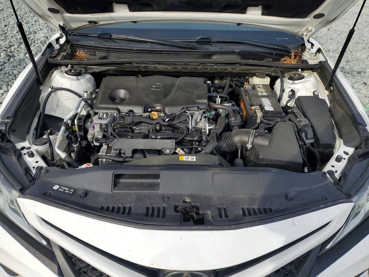 2018 TOYOTA CAMRY SE photo 11