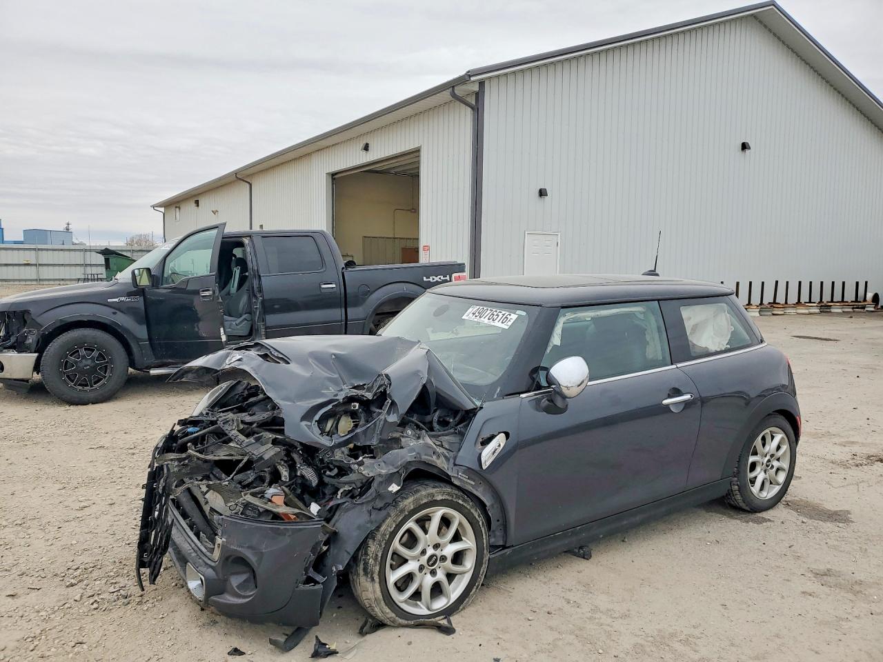 2014 MINI COOPER