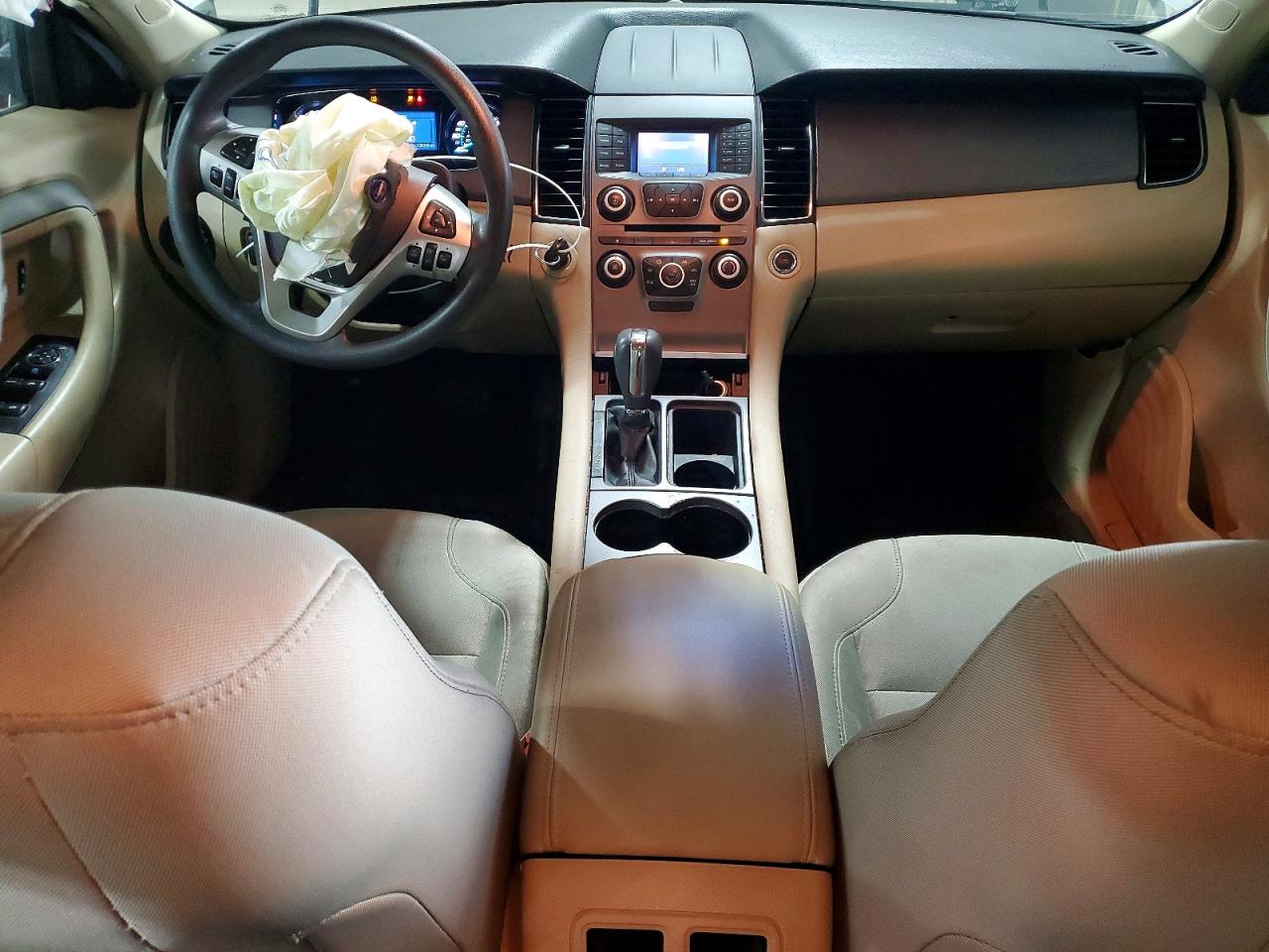2015 FORD TAURUS SE photo 15