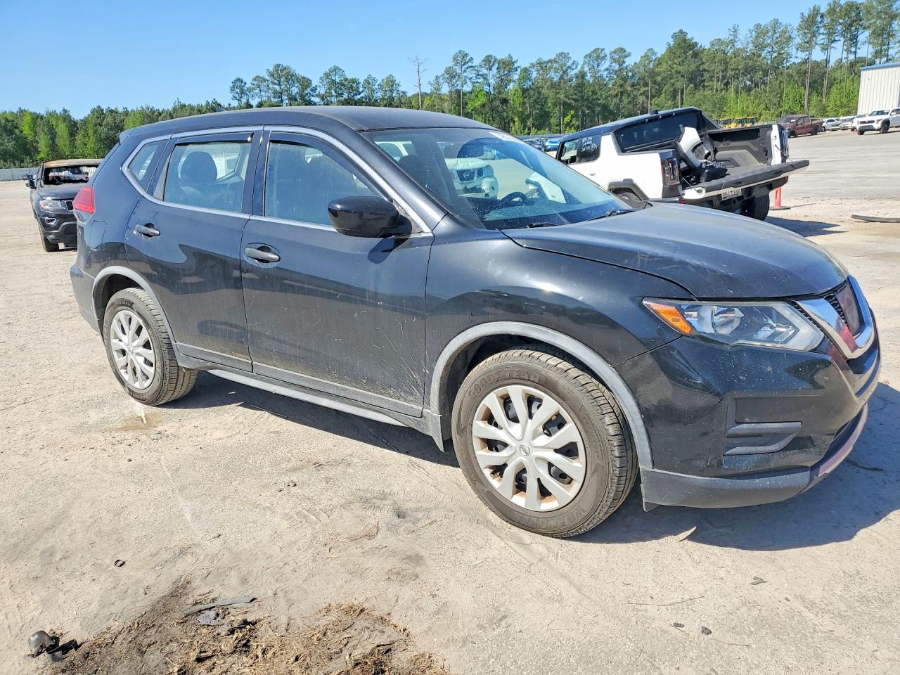 2017 NISSAN ROGUE S photo 7