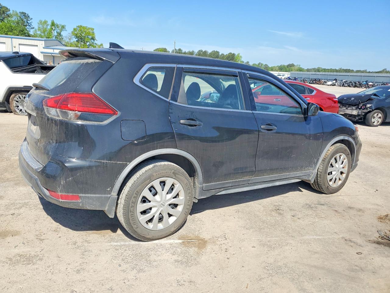 2017 NISSAN ROGUE S photo 5