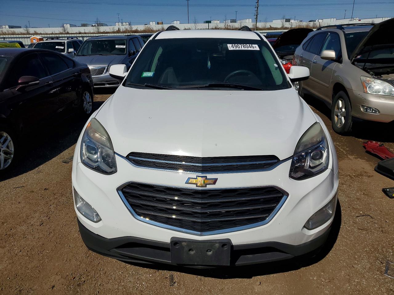 2017 CHEVROLET EQUINOX LT photo 5
