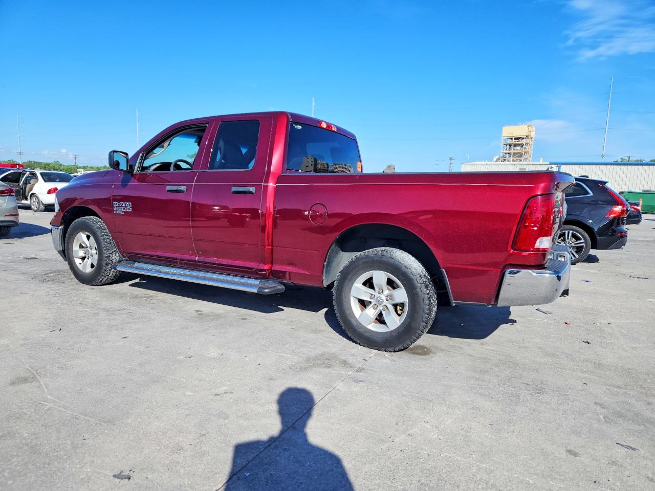 2019 RAM 1500 CLASSIC TRADESMAN photo 3