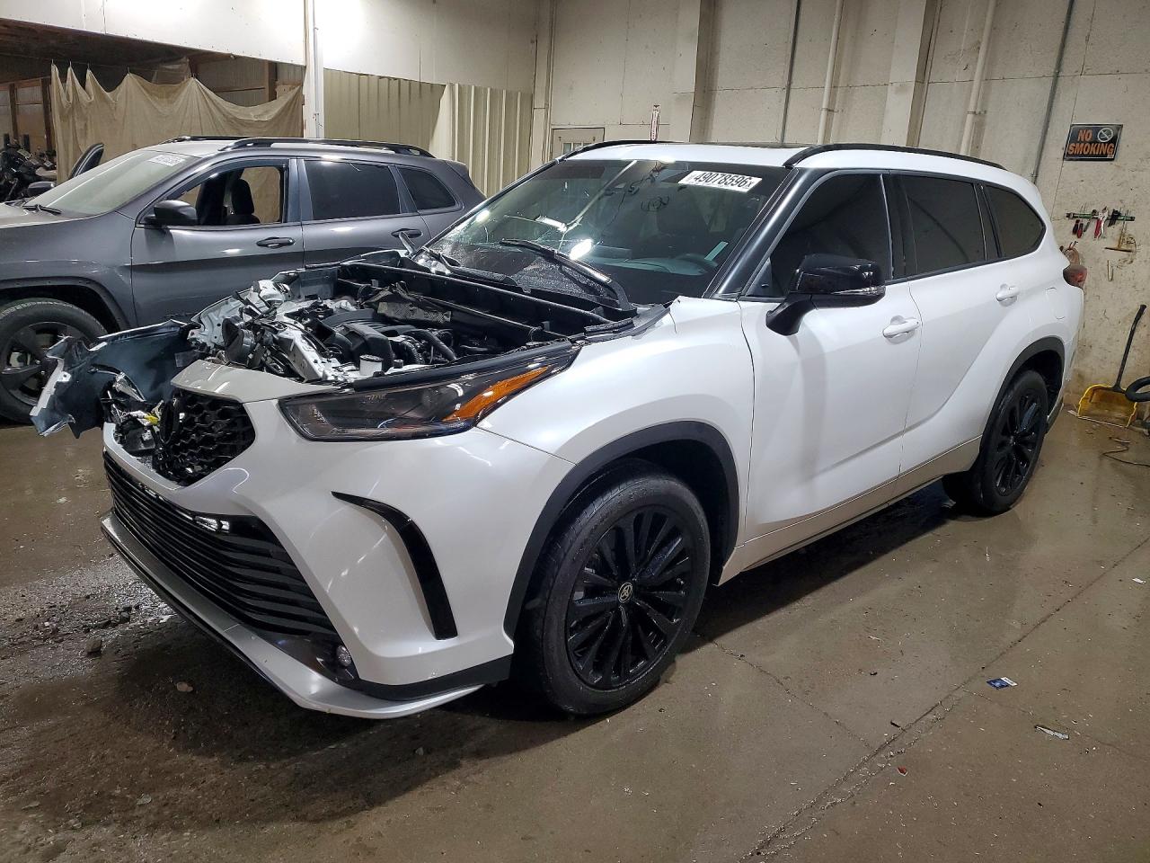 2024 TOYOTA HIGHLANDER