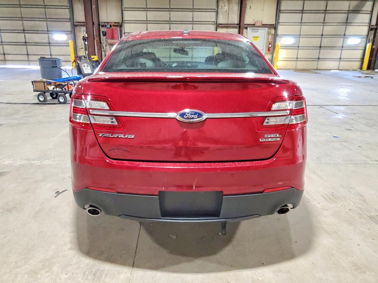 2014 FORD TAURUS SEL photo 11