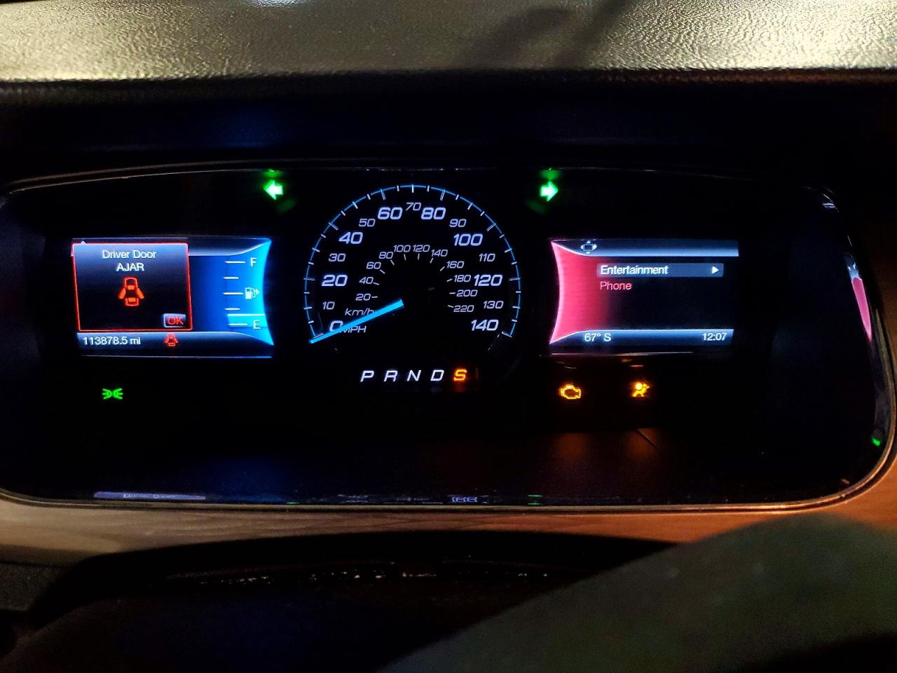 2014 FORD TAURUS SEL photo 17