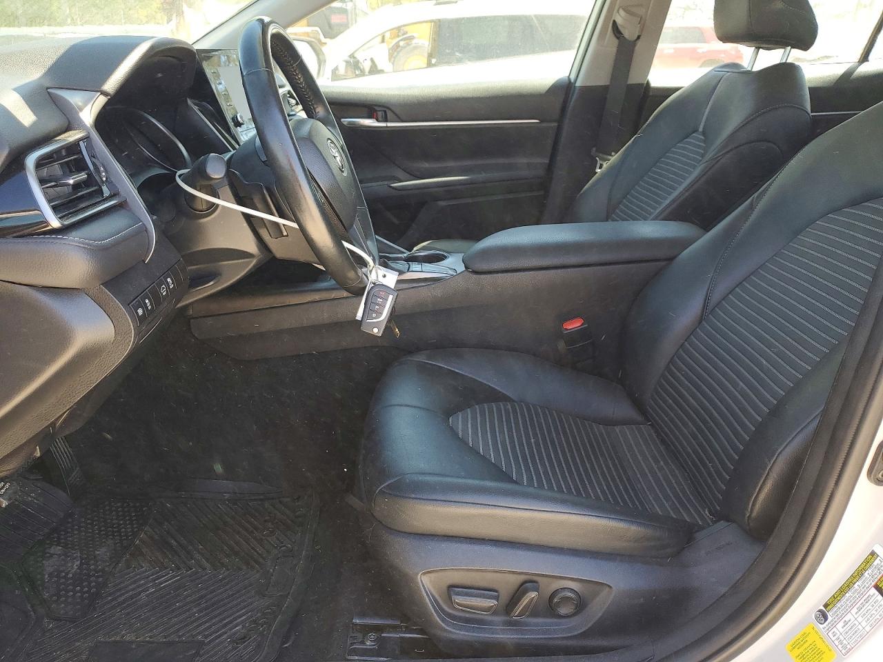2023 TOYOTA CAMRY SE photo 7