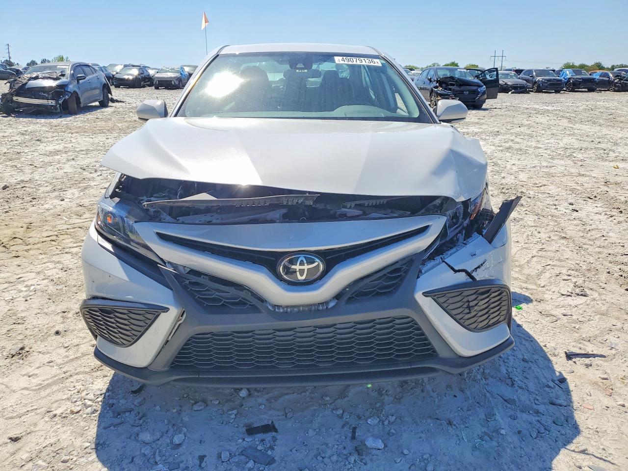 2023 TOYOTA CAMRY SE photo 5