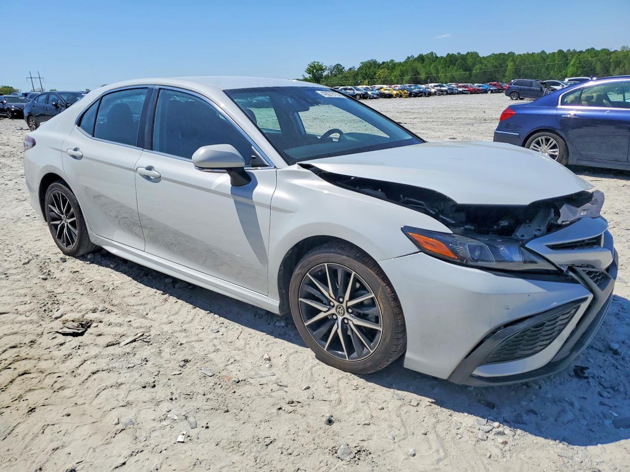 2023 TOYOTA CAMRY SE photo 4