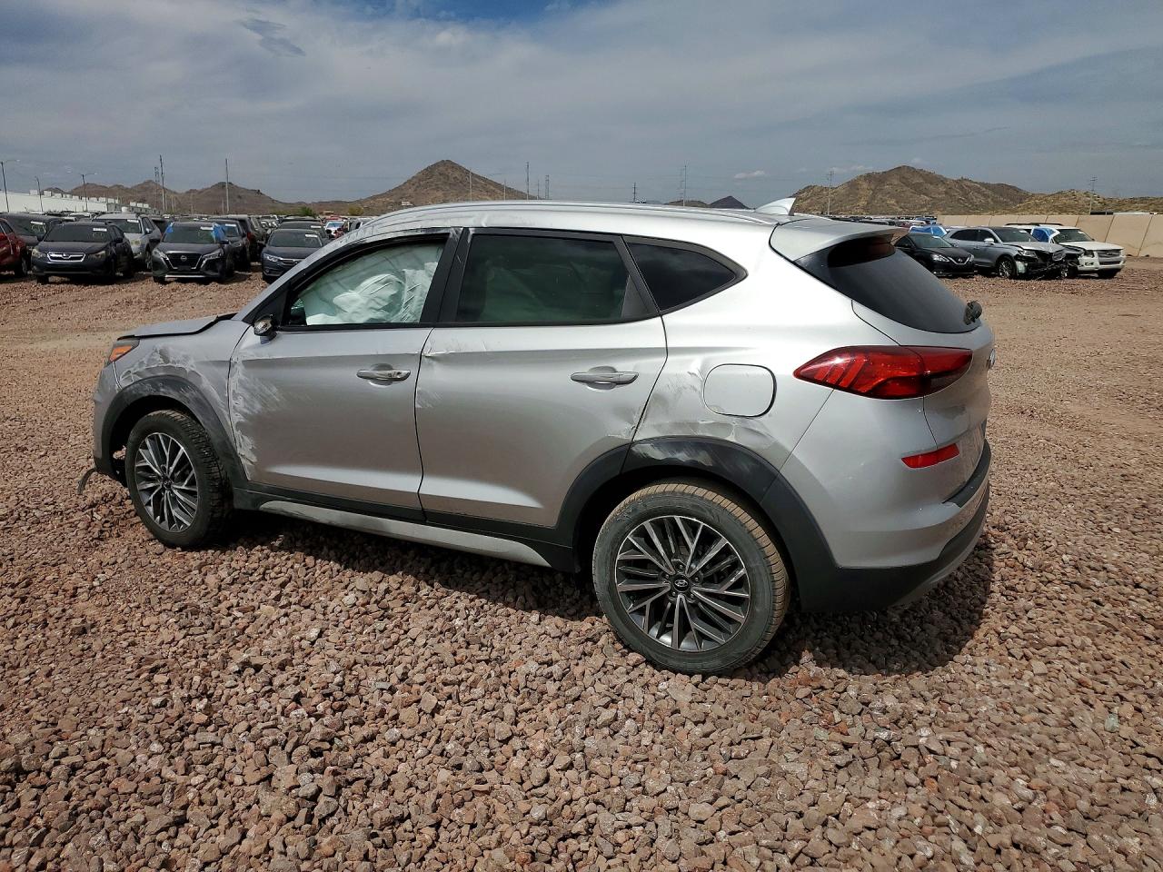2020 HYUNDAI TUCSON SEL photo 4
