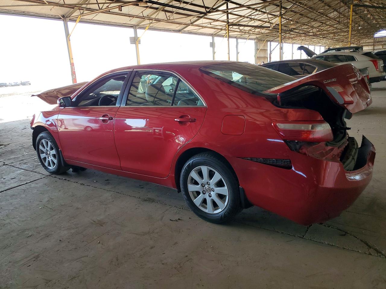 2008 TOYOTA CAMRY XLE photo 2