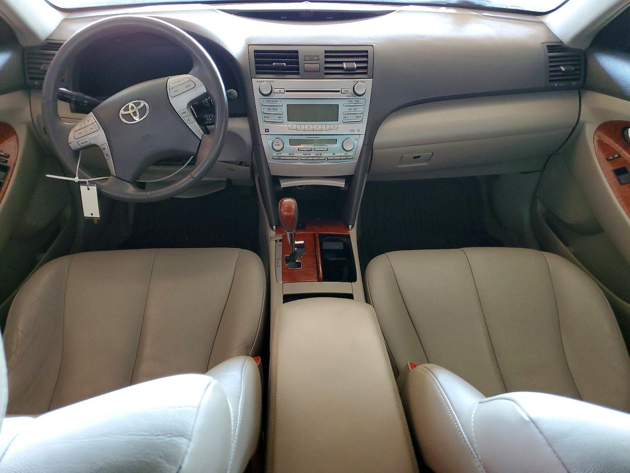 2008 TOYOTA CAMRY XLE photo 8