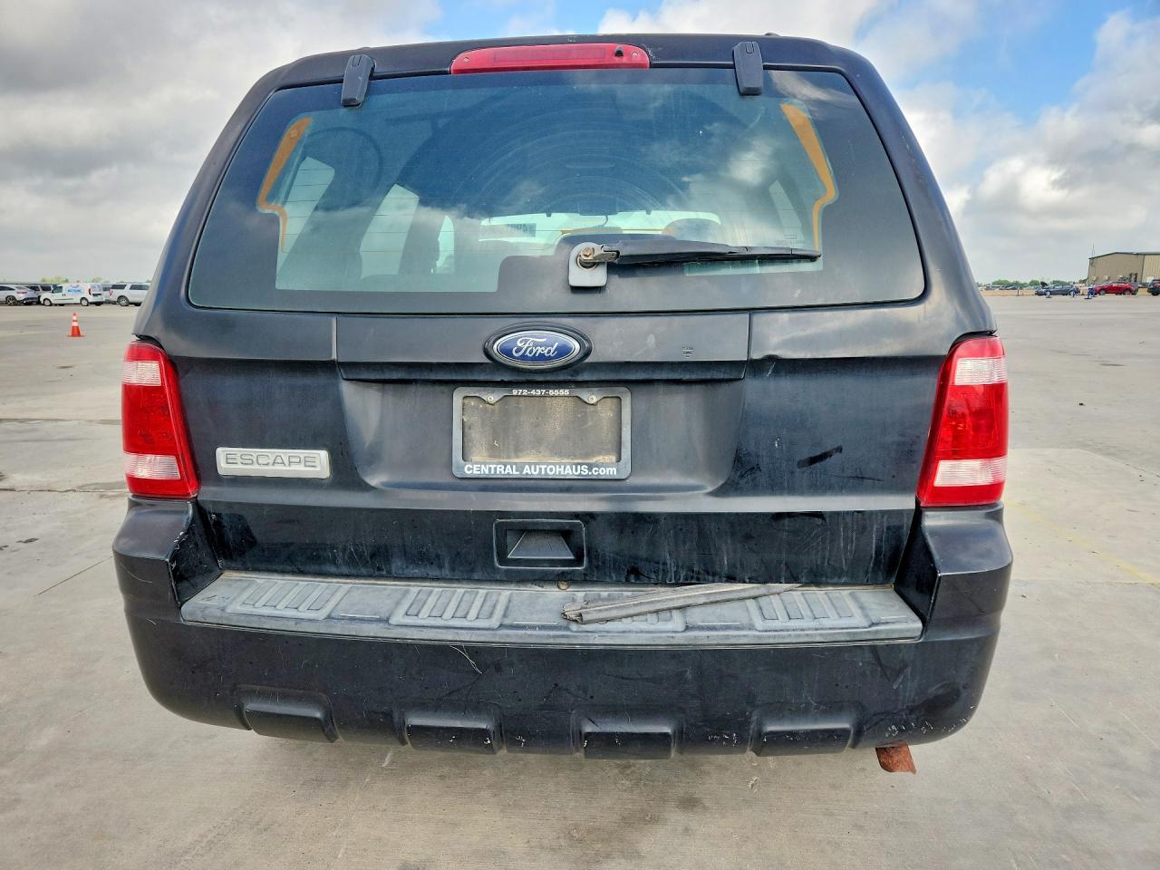 2012 FORD ESCAPE photo 11
