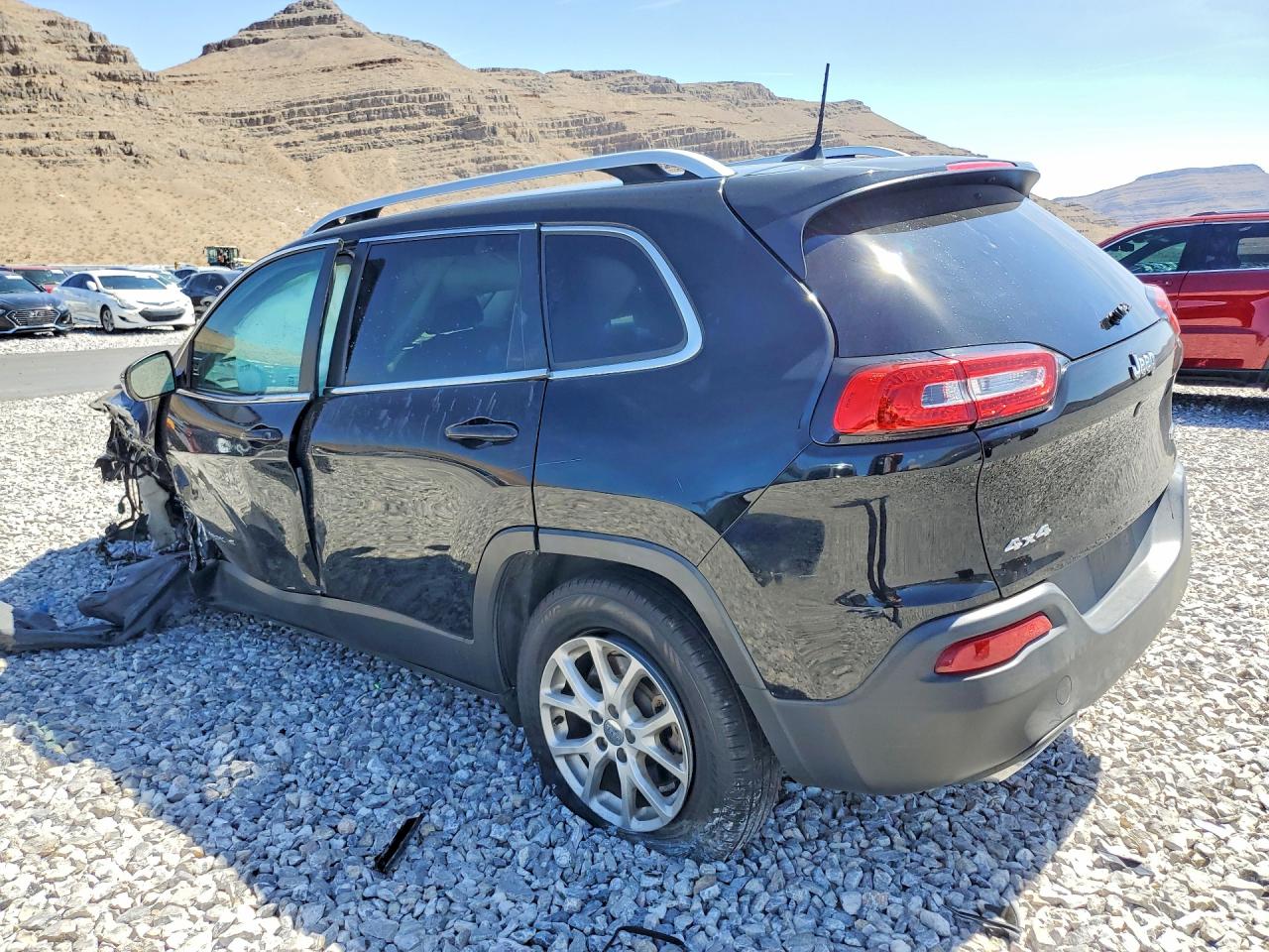2018 JEEP CHEROKEE LATITUDE photo 3