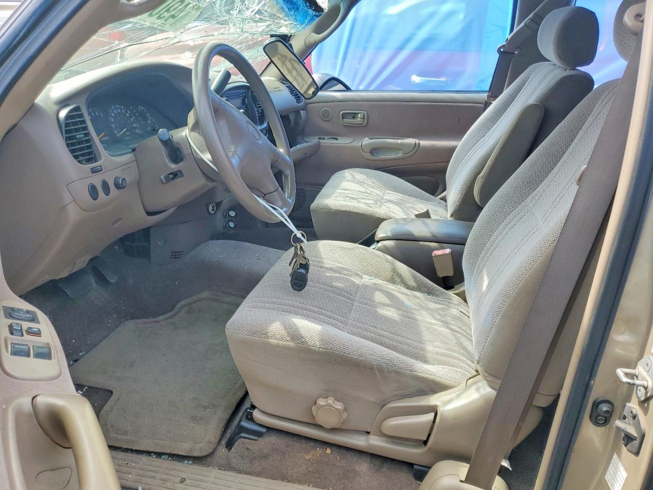 2002 TOYOTA TUNDRA SR5 photo 13