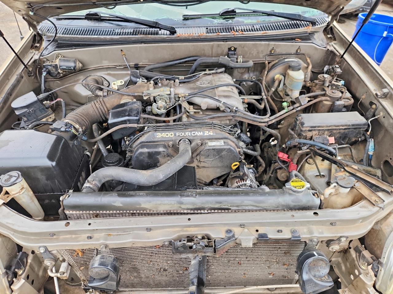 2002 TOYOTA TUNDRA SR5 photo 21