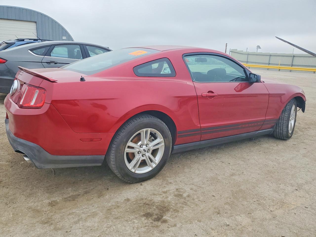 2012 FORD MUSTANG photo 7