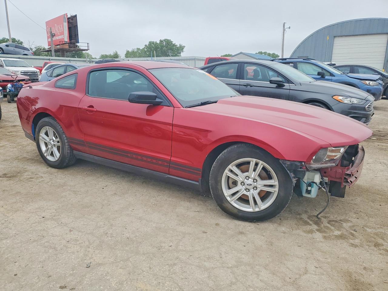 2012 FORD MUSTANG photo 10