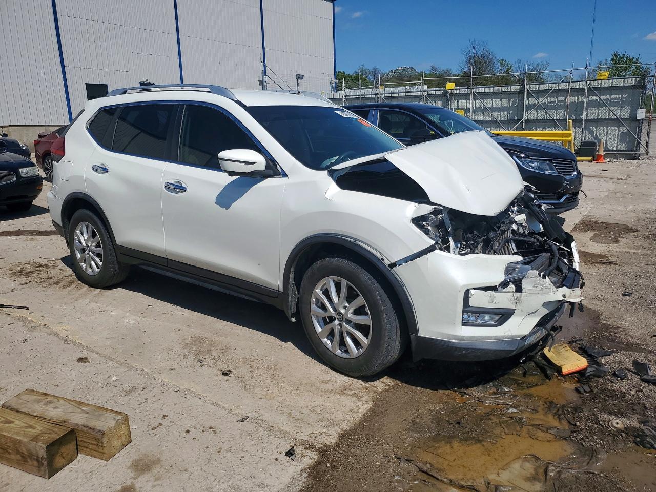 2017 NISSAN ROGUE SV photo 7