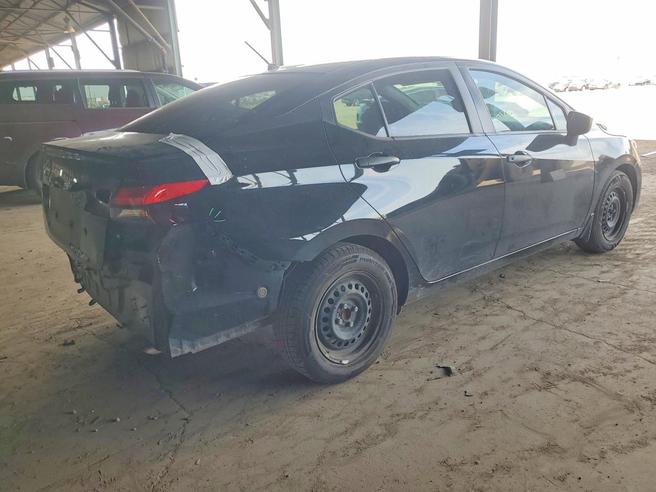 2024 NISSAN VERSA S photo 5