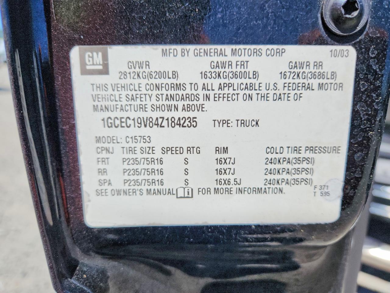 2004 CHEVROLET SILVERADO C1500 photo 34