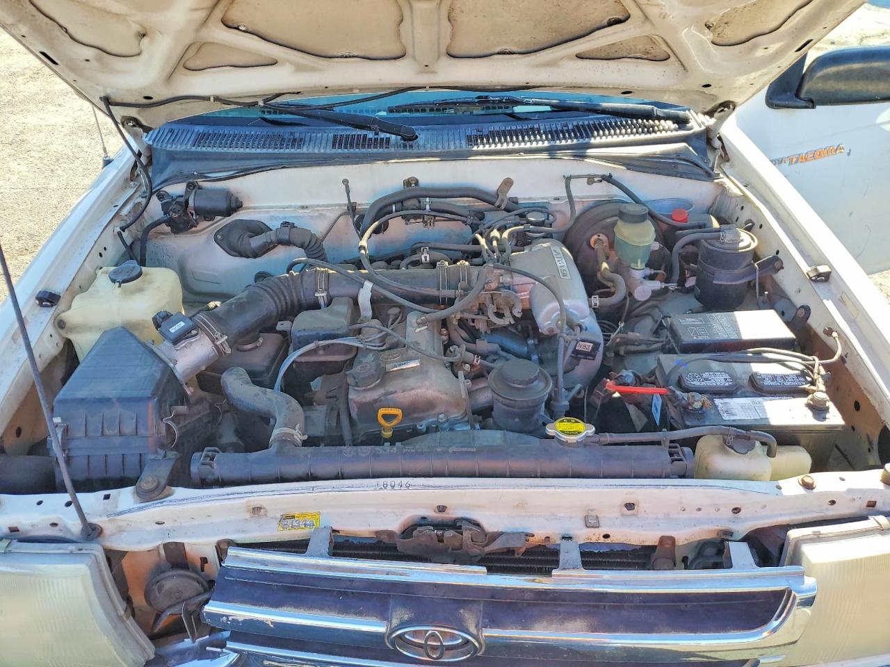 1997 TOYOTA TACOMA BASE photo 31