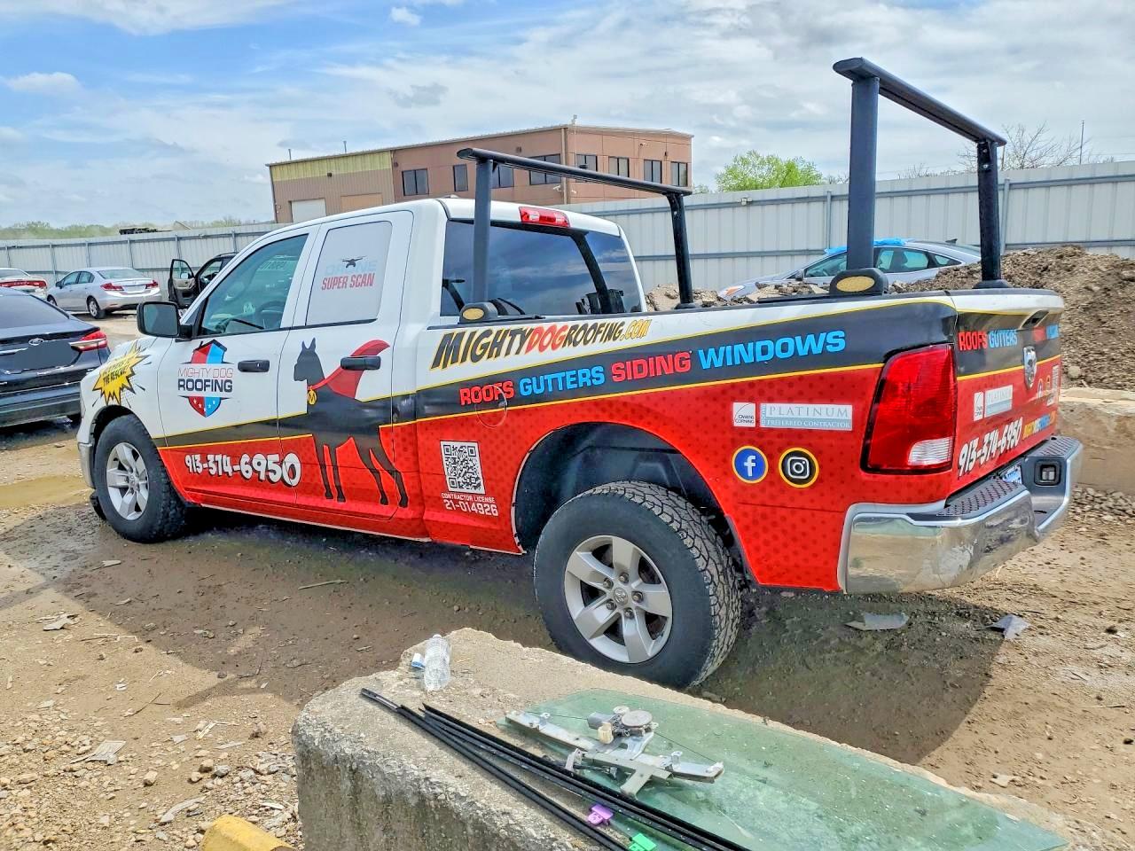2019 RAM 1500 CLASSIC TRADESMAN photo 3
